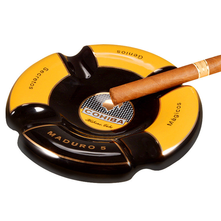 Special ashtray for high grade cigar